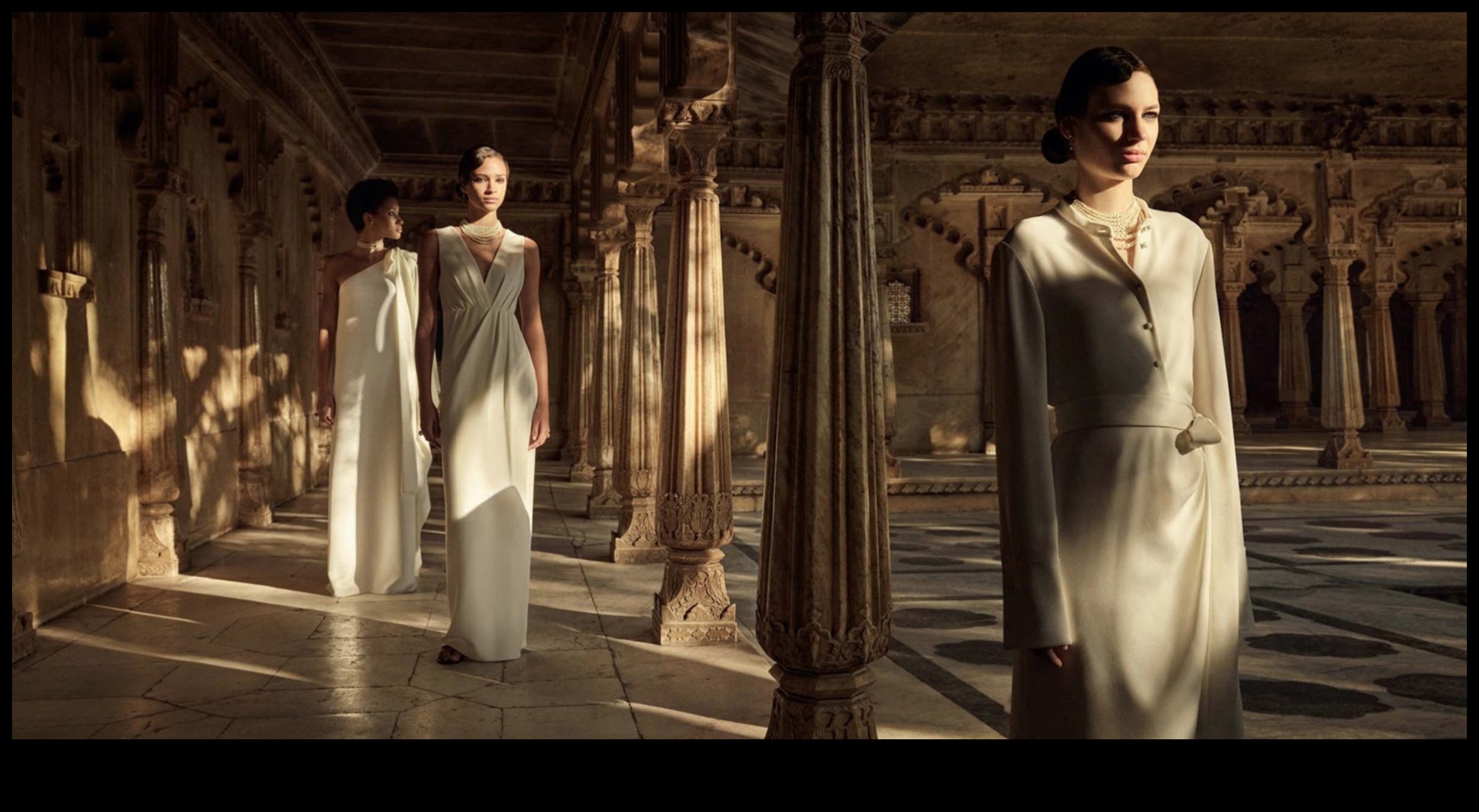 Legende de lux Un secol de extravaganță și exces 3 Legende de lux: Sărbătorirea momentelor emblematice în extravaganță